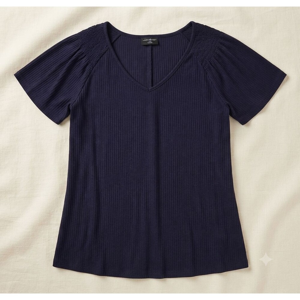 Lane Bryant Women’s 18/20 Ribbed V‑Neck Top Navy Blue Smocked Shoulder Shirt 2X
